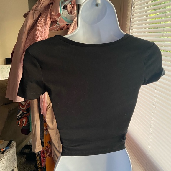 Black cotton crop top - Picture 3 of 3